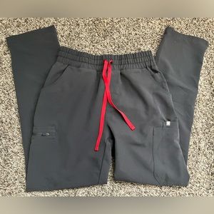 Small Figs Scrub Bottom